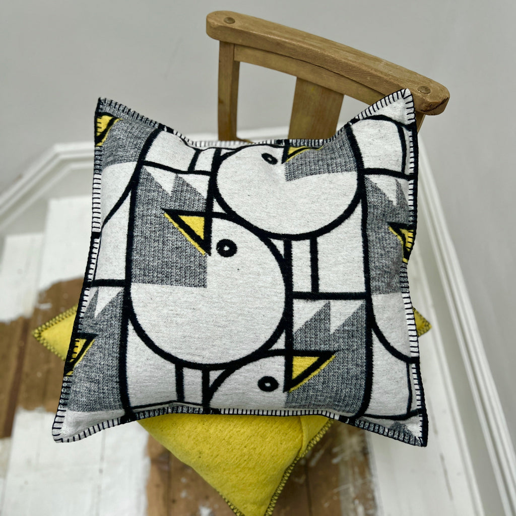 Gulls Pattern Woven Cushion